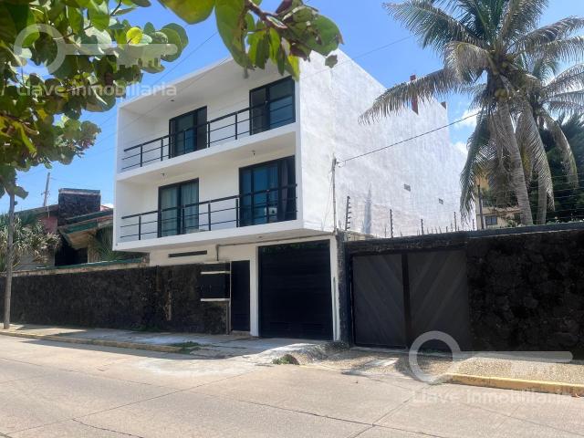 Edificio en Venta de 5 departamentos ubicado en Av.Lazaro C?rdenas, Col. Centro, Coatzacoalcos, Ver
