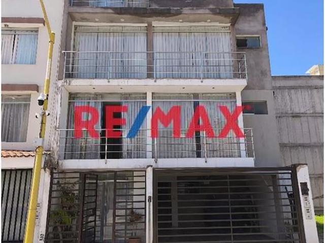 Edificio En Venta En Urb. Monte Bello En Cerro Colorado