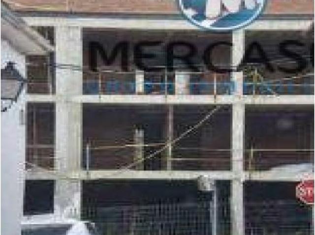 Edificio en venta en C/ Esparteros 1, Los Santos de la Humosa. Madrid