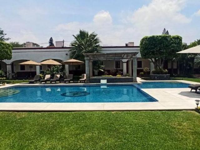 Edificio en Venta en Centro Jiutepec