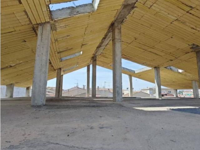 Edificio en venta en La Almunia de Doña Godina