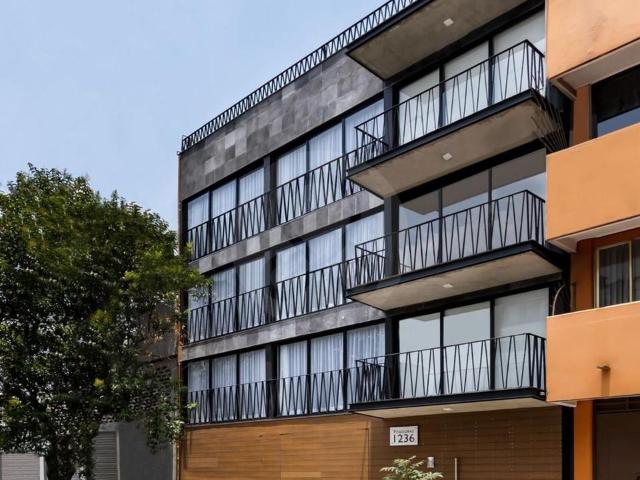 EDIFICIO EN VENTA EN LA COLONIA DEL VALLE REMODELADO