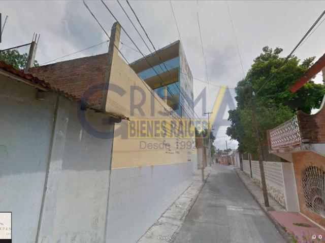EDIFICIO EN VENTA O RENTA ZONA CENTRO DE TUXPAN