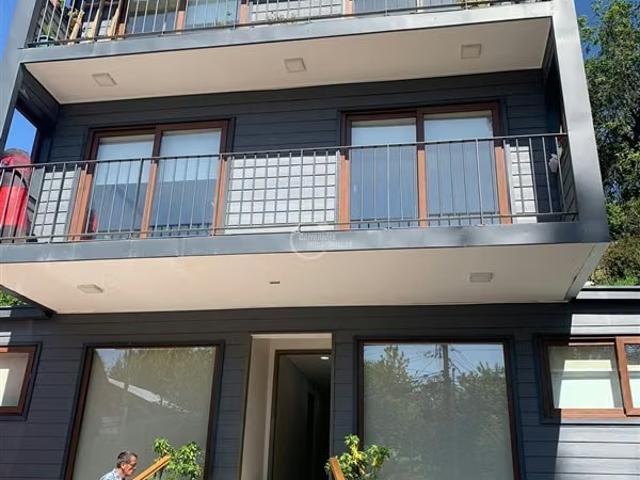 Edificio en venta son 4 Deptos en Puerto Varas Arrendados | 2 dormitorios por 480000. 00 en Puerto Varas