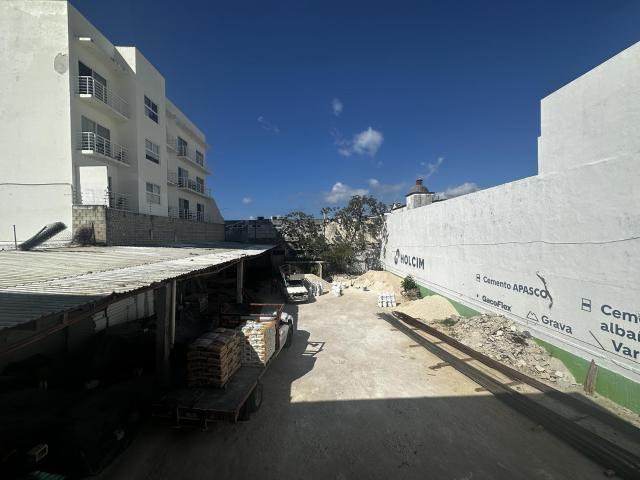 Edificio en venta sobre Av Juarez Playa del Carmen
