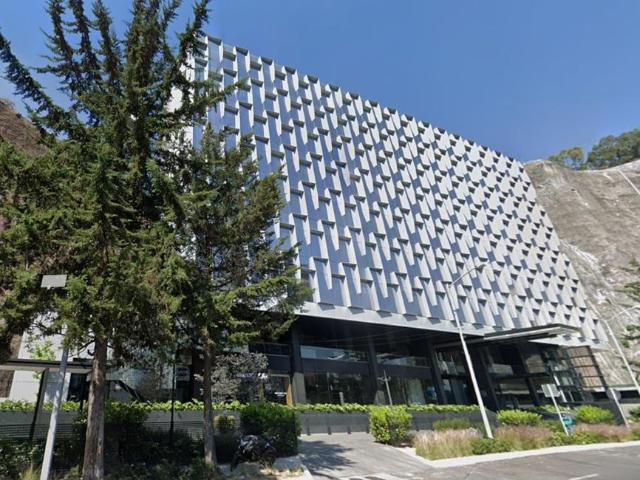 Edificio en Cuajimalpa de Morelos de 11,118 m2 Edificio Tipo A