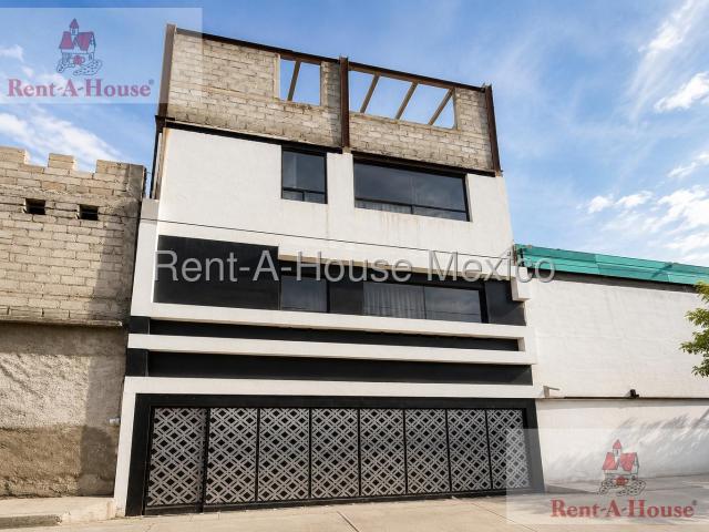 Edificio en Renta en del Carmen, Ecatepec de Morelos GIS 27 45
