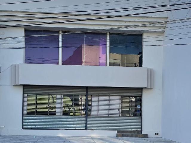 Edificio en Renta para oficinas en zona Contry
