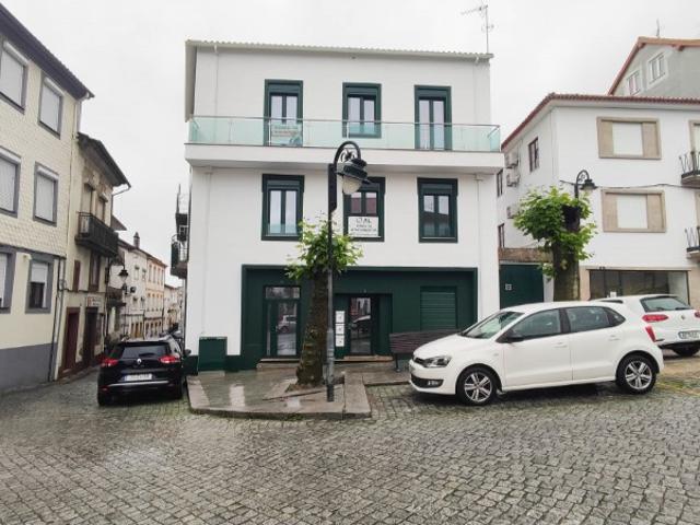 Edifício Habitacional Totalmente Renovado, Centro Histórico do Tortosendo