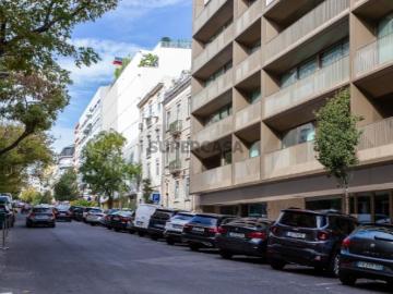 Edifício NAU | Apartamento T2 Luxo na Rua Rodrigues Sampaio | Imóvel Arrendado