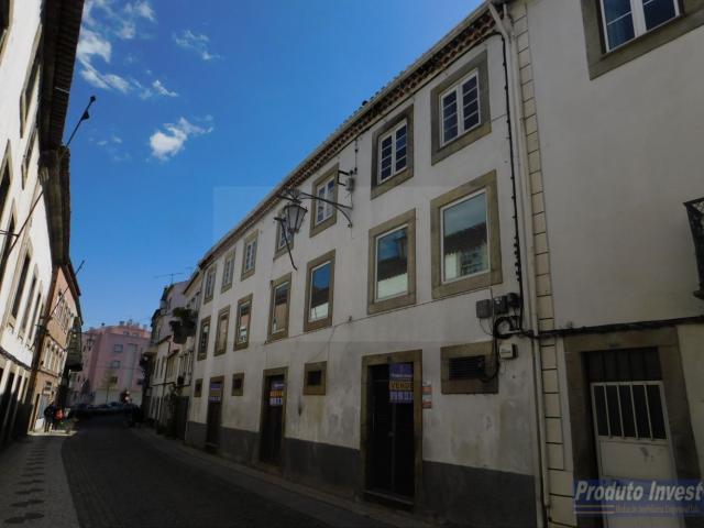Edifício No Centro da Cidade do Fundão