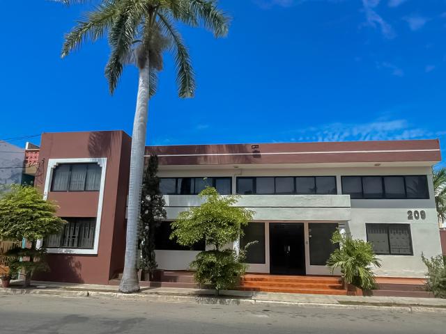 EDIFICIO PARA OFICINAS EN VENTA A UNOS PASOS DEL MALECON