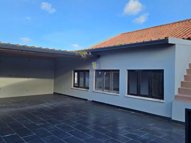 Edifício para Habitação e Comércio Moradia T3 Renovada c/. 691m² Caldas da rainha nossa senhora do pópulo, coto e são gregório