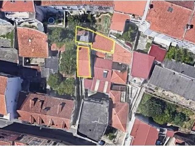 Edifício para recuperar na alta de Coimbra!