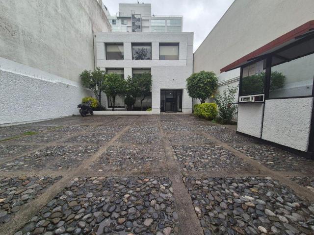 Edificio reci?n remodelado en venta y renta en la colonia Del Valle Norte