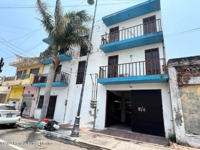 Edificio Residencial en Venta en Veracruz Centro GIS 24 4582