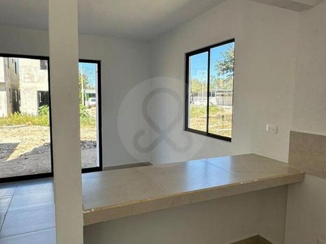 EDIFOR: Casa en venta en Tixcacal Opichen