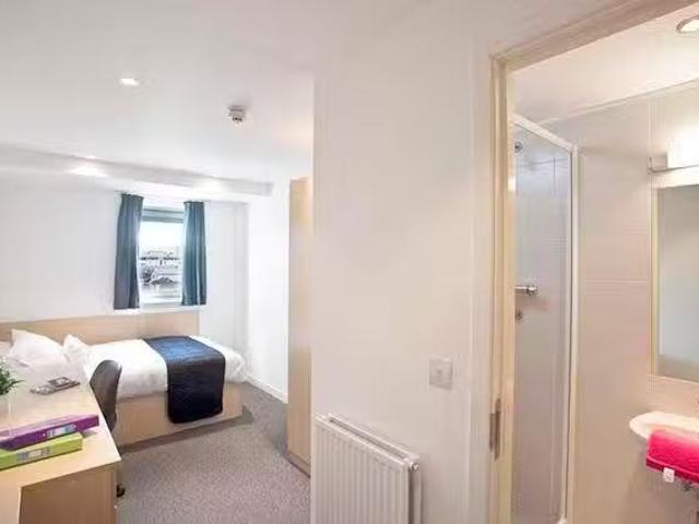 Edinburgh College Residence Classic En Suite