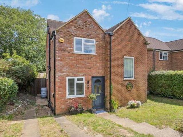Edinburgh Avenue, Mill End, 4 Bedroom Semi detached