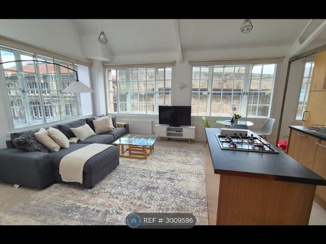 Edinburgh, Edinburgh EH1, 2 bed flat to rent, £2,450 pcm | PrimeLocation