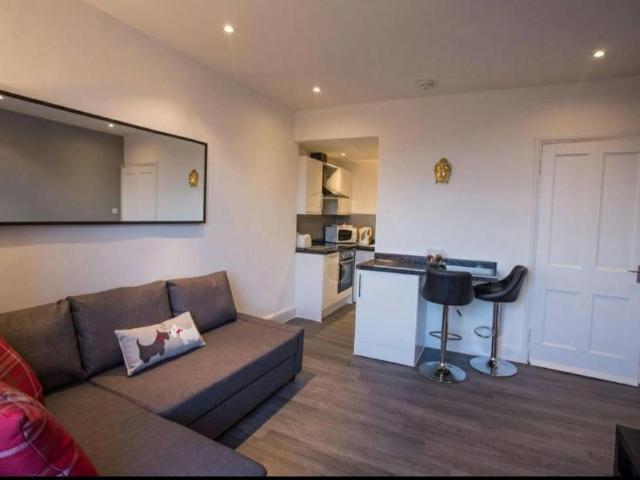 Edinburgh EH11, 1 bed flat to rent, £1,600 pcm | PrimeLocation