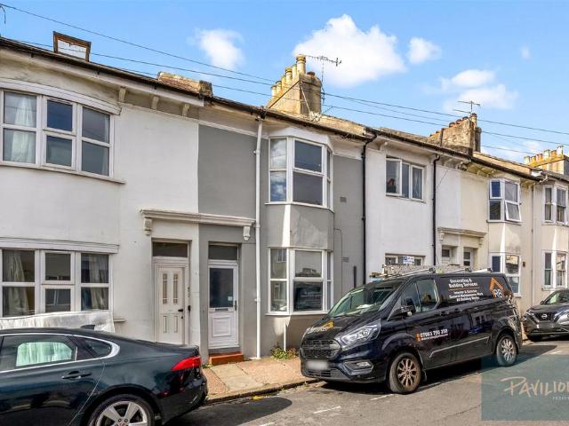 Edinburgh Road, Brighton 4 bed house share to rent £2,500 pcm £577 pw