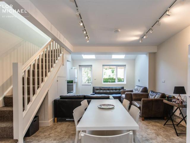 Edinburgh Road, Brighton BN2, 6 bed terraced house to rent, £4,550 pcm | PrimeLocation