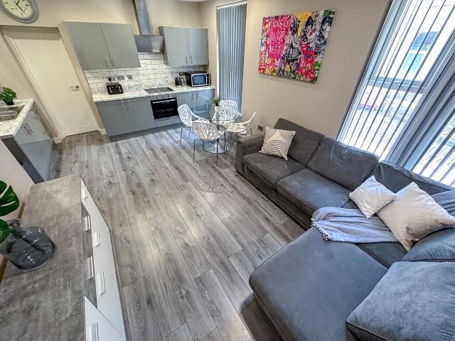 Edinburgh Road L7, 6 bed shared accommodation to rent, £563 pcm | PrimeLocation