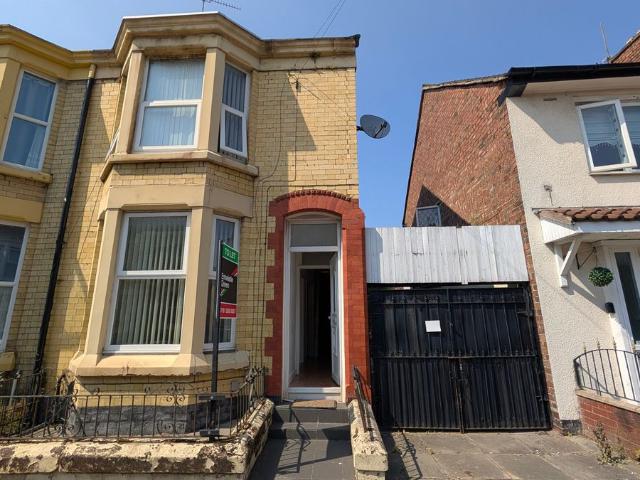 Edinburgh Road, Liverpool L7, 2 bed property to rent, £1,100 pcm | PrimeLocation