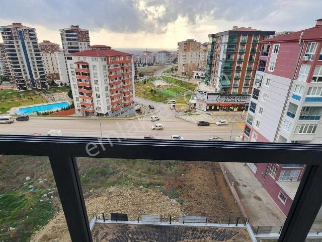 Edirne Cumhuriyet Mah.de Geniş Sıfır Kiralık 1+1 Eşyasız Daire