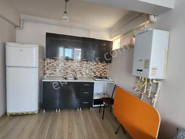 Edirne Cumhuriyet Mah'de, Satılık 1+1 Fırsat Daire
