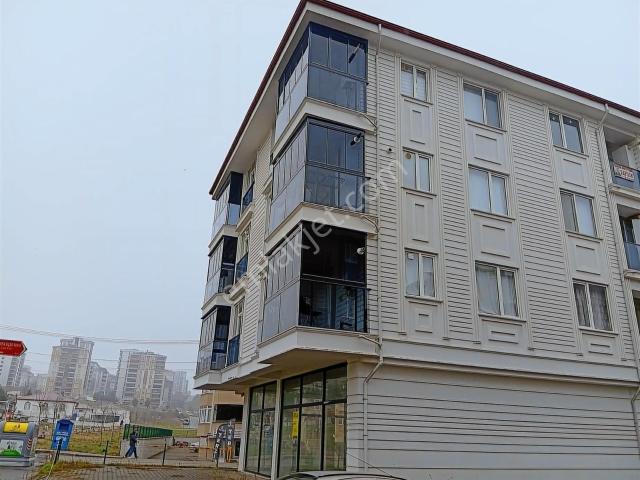 Edirne Atatürk Mah. Muhtarlık Karşısı Satılık 1+1 Daire