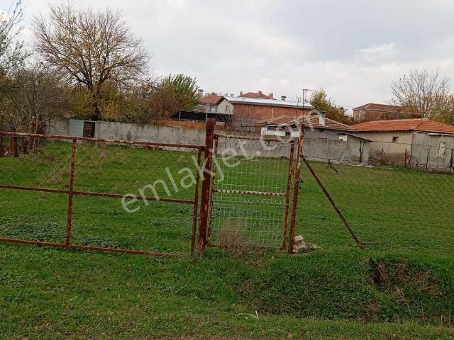 Edirne Merkez Tayakadın Köyünde Müstakil Ev Acil