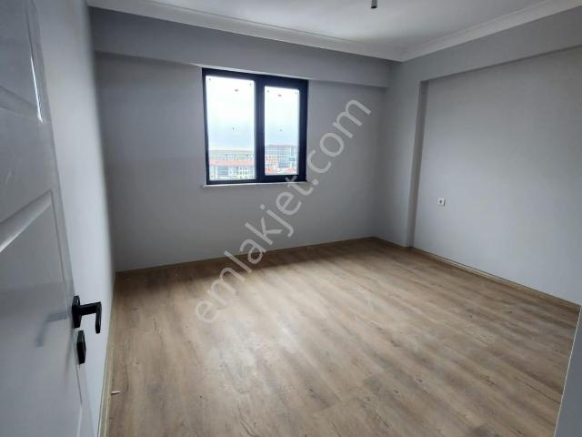 Edirne Merkez Şükrü Paşada 2+1 Satılık Daire