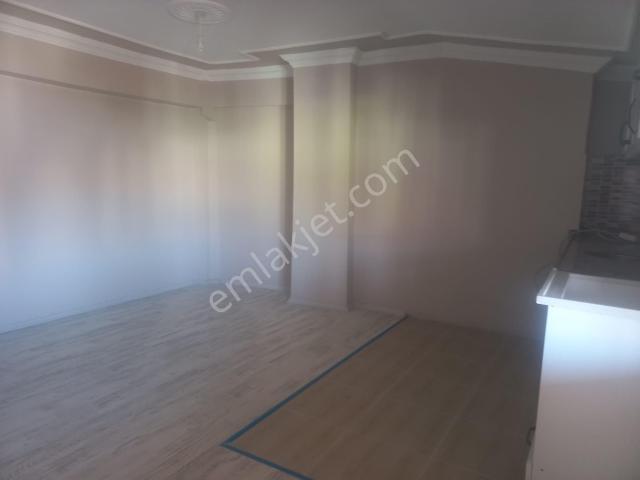 Edirne Merkez Yançıkcı Şahin Mahallesinde 20m2 Dükkanıyla Satılık Daire