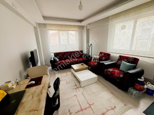 Edirne Merkezi Konumda Eşyalı Satılık 1+1 Daire