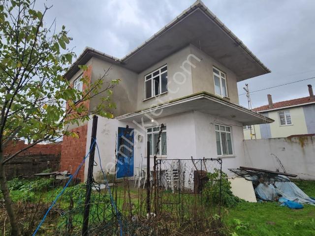 Edirne Tayakadın Köyünde İki Katlı Müstakil Ev Acil Satılık