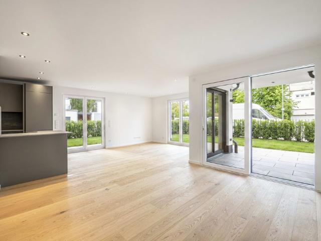 Edle Maisonette Garten Wohnung nahe des Pasing Nymphenburger Kanals
