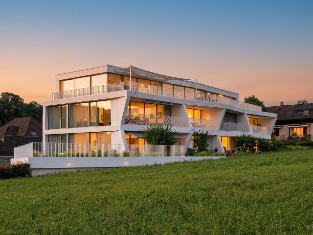 EDLE ATTIKA MIT EINMALIGER AUSSICHT UND DESIGN
