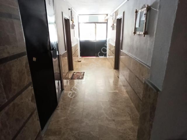 Edremit Altınkum 'da Asansörlü, Kombili, Ayrı Mutfak, Ebeveyn Banyolu 2+1 Daire