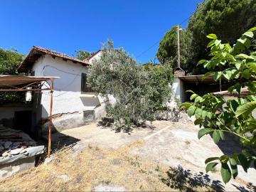 Edremit Çamcı Köyü’nde %40 İmarlı 183 M² Müstakil Ev Ve Arsa Fırsatı