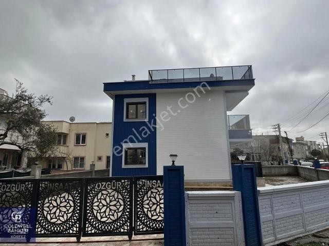 Edremit Kadıköy'de Satılık İkiz Villa