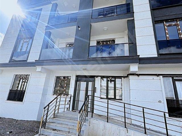 EDREMİT'TE KİRALIK DAYALI DÖŞELİ 2+1 LÜKS DAİRE