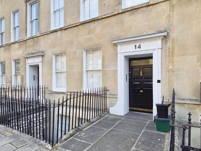 Edward Street, Bathwick, Bath BA2, 2 bed flat to rent, £1,500 pcm | PrimeLocation