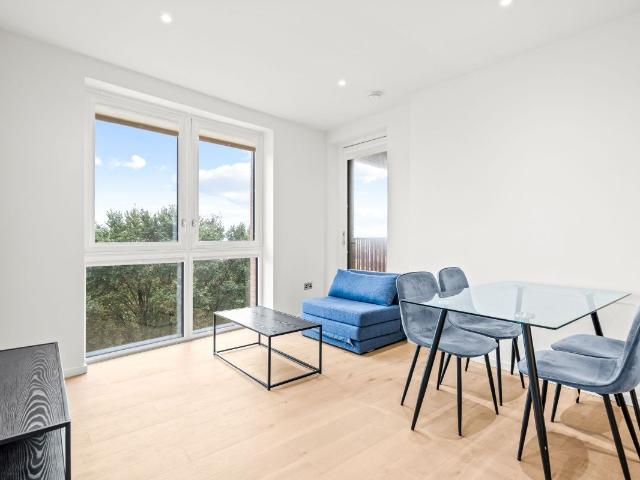 Edward Street, Brighton, Sussex BN2, 2 bed flat to rent, £1,950 pcm | PrimeLocation