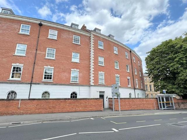 Edward Street, Derby DE1 1 bed apartment to rent £750 pcm £173 pw