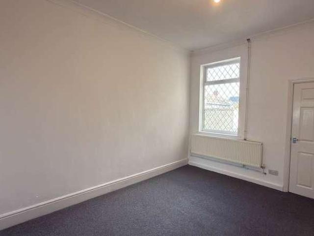 Edward Street, Grimsby, DN32