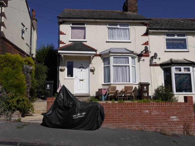 Edward Street, Parkeston 2 bed end of terrace house to rent £950 pcm £219 pw