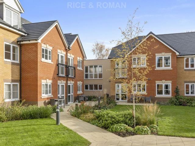 Edward Place, Walton On Thames KT12, 2 bed flat to rent, £3,000 pcm | PrimeLocation
