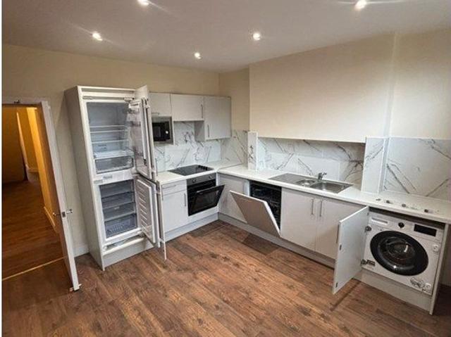 Edward Road, Nottingham NG2, 5 bed semi detached house to rent, £2,200 pcm | PrimeLocation